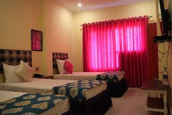Top 5 cheapest hotels near Dasaswamedh Ghat Varanasi